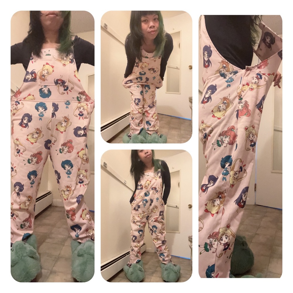 Sailor moon overall